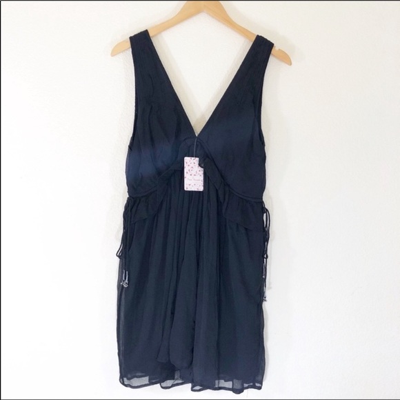 ♠️ Free People V neck short dress 👗 - Picture 2 of 6